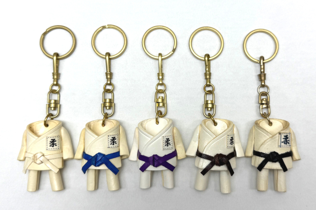 VANCA　本革レザーキーホルダー柔術着